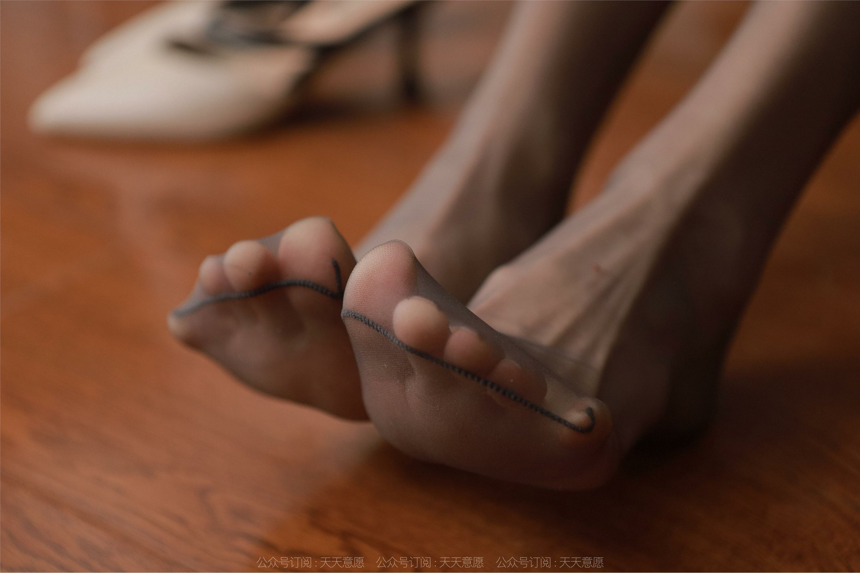 IESS异思趣向  2022.04.11 丝享家1056：小六《暗夜黑玫瑰》